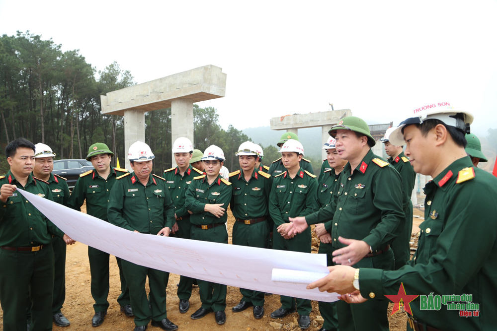 Tháng 5 của bộ đội Trường Sơn  